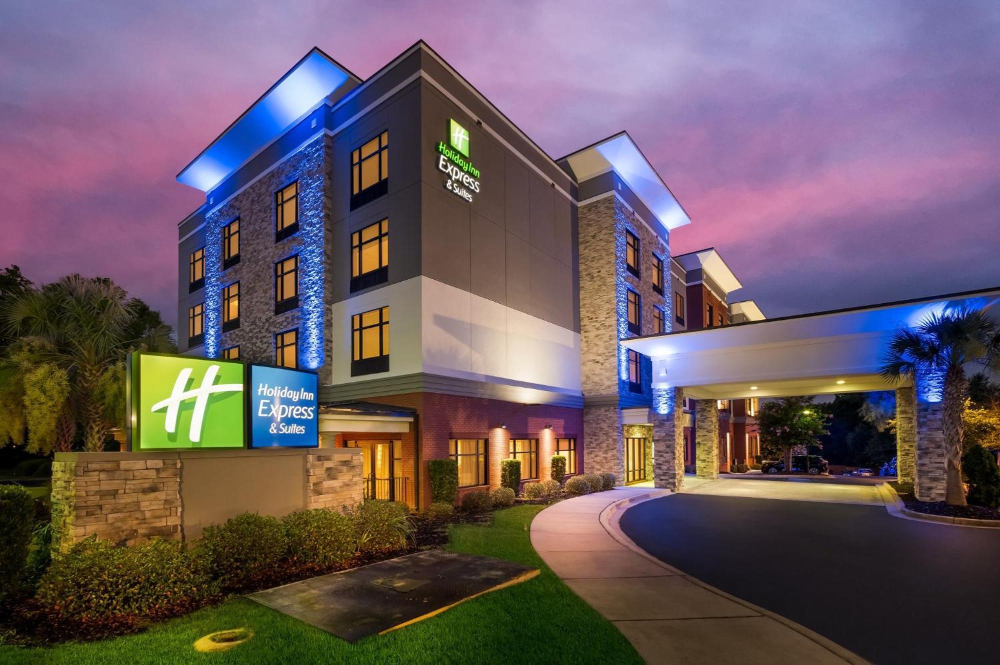 Holiday Inn Express & Suites Lexington By Ihg Exteriér fotografie