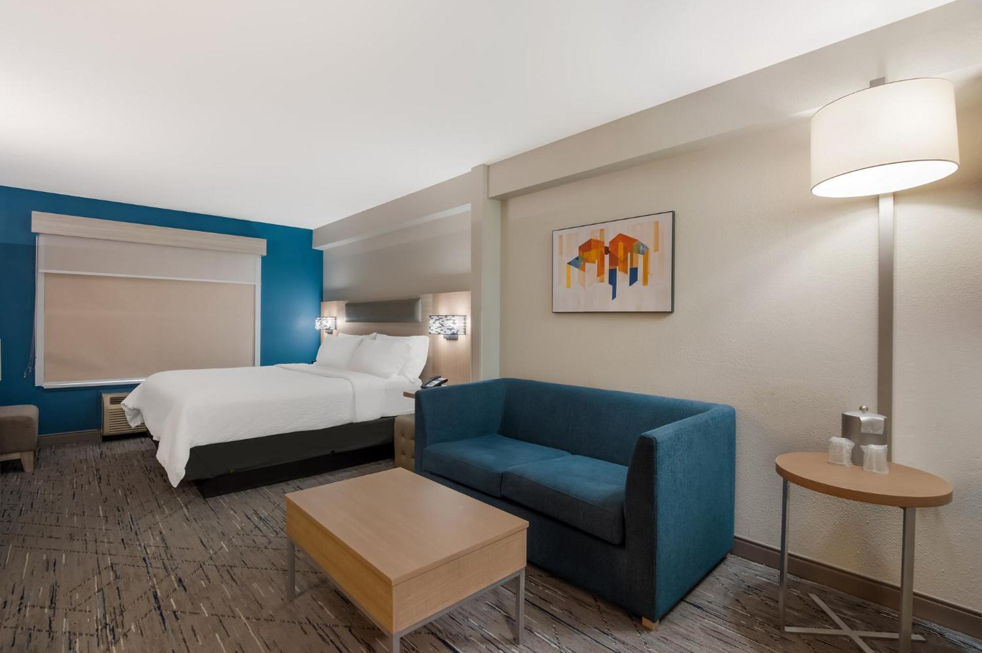 Holiday Inn Express & Suites Lexington By Ihg Exteriér fotografie