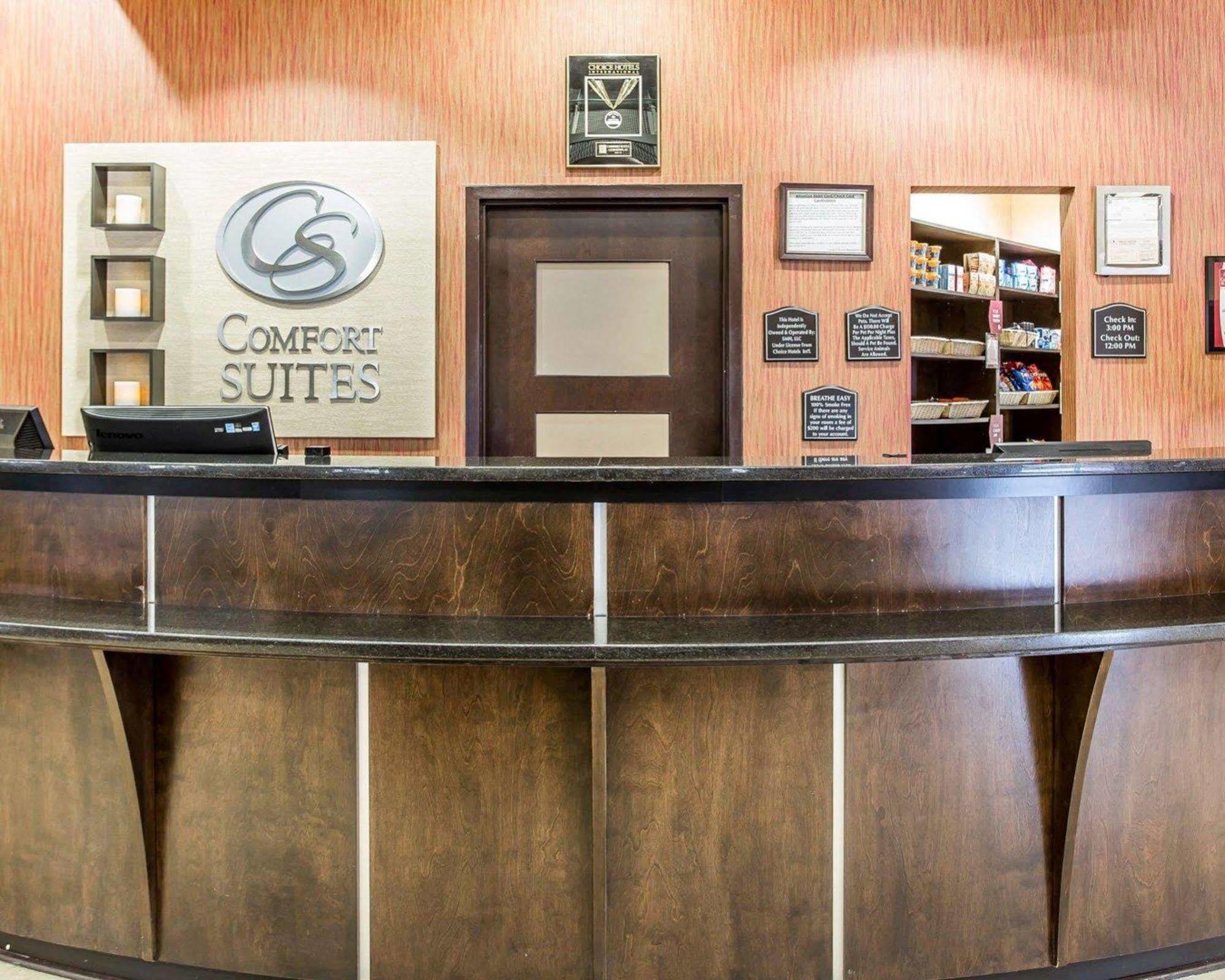 Holiday Inn Express & Suites Lexington By Ihg Exteriér fotografie
