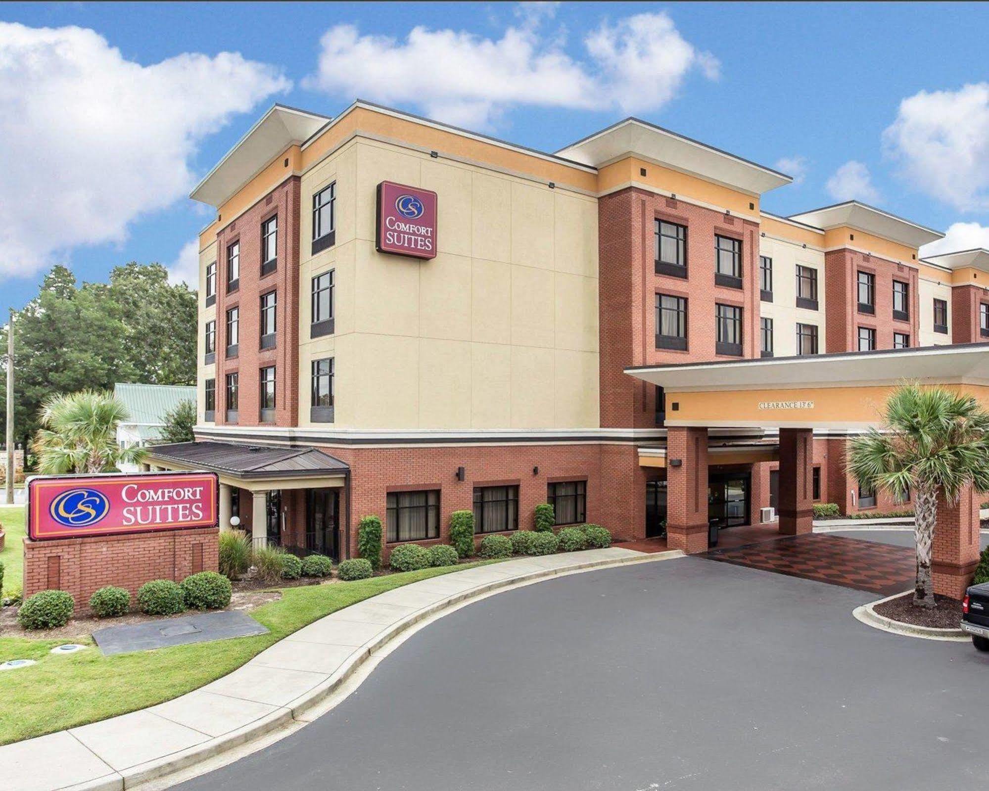 Holiday Inn Express & Suites Lexington By Ihg Exteriér fotografie